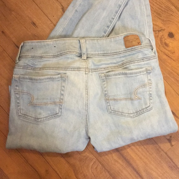NWOT American Eagle Ripped Jeans - Picture 7 of 7
